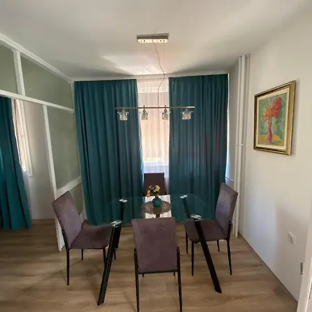 Delta 10 Apartment Nis Exterior photo